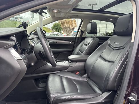 Used 2018 Cadillac XT5 Luxury AWD/4WD image 25