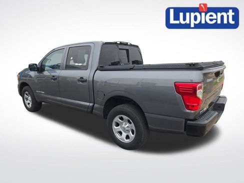 Used 2021 Nissan Titan S AWD/4WD image 6