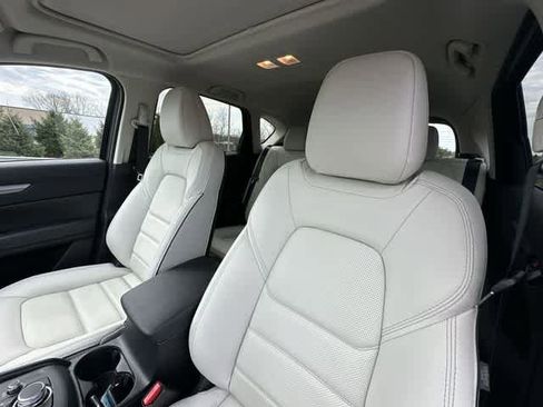 Used 2025 MAZDA CX-5 AWD 2.5 S w/ Preferred Package image 16