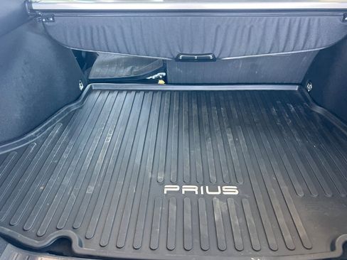 Certified 2022 Toyota Prius LE image 12