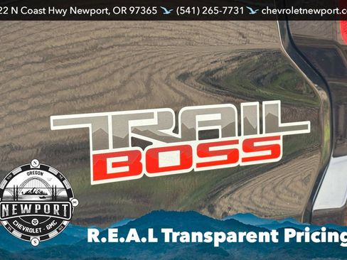 Used 2025 Chevrolet Colorado Trail Boss AWD/4WD image 26
