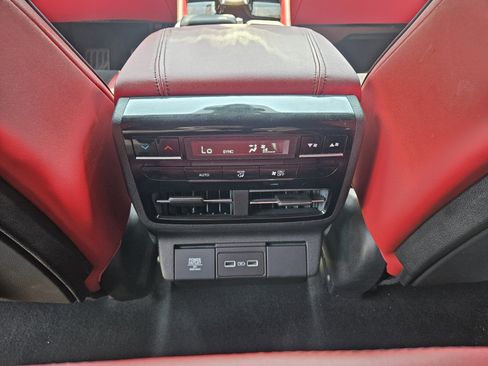 Used 2022 Acura MDX A-Spec AWD/4WD image 11