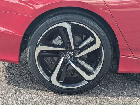 Used 2021 Honda Accord Sport image 9