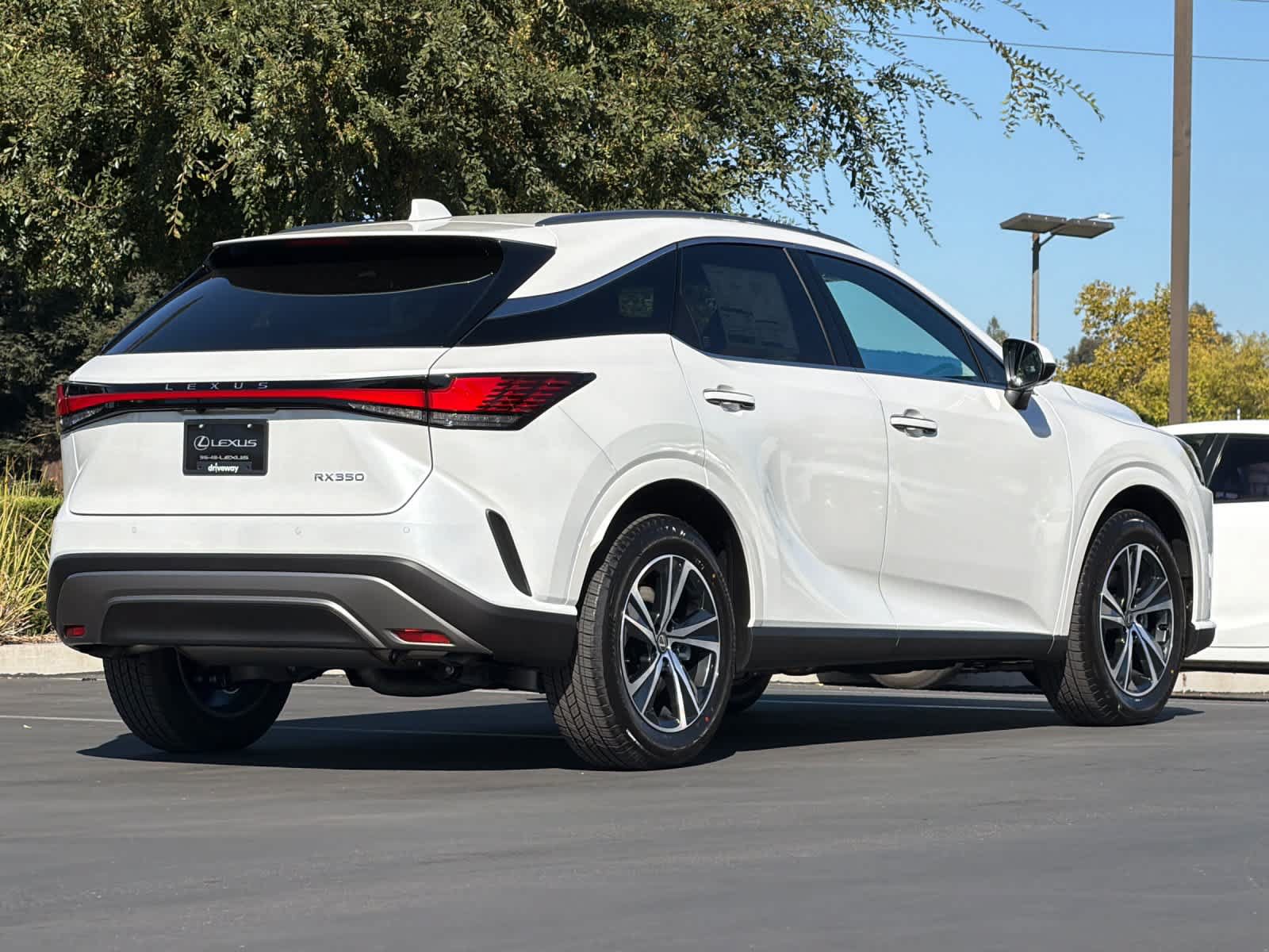 New 2026 Lexus RX 350 Premium FWD image 2