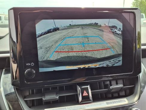 Used 2024 Toyota Corolla LE FWD image 58