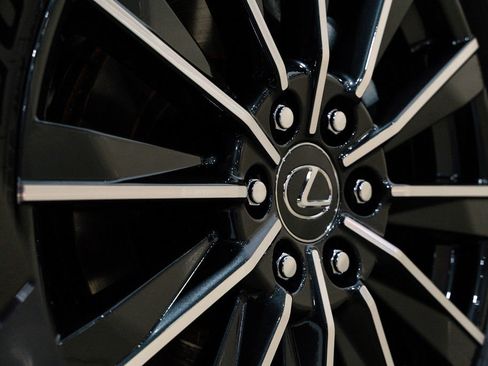 Used 2026 Lexus GX 550 image 9