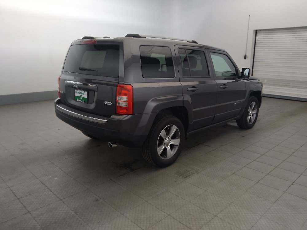 Used 2017 Jeep Patriot High Altitude AWD/4WD image 9