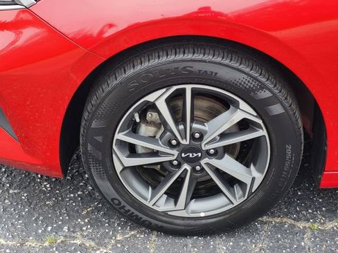 Used 2024 Kia Forte LXS image 8