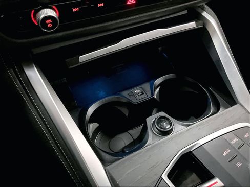 Used 2023 BMW i4 eDrive40 w/ M Sport Package image 35