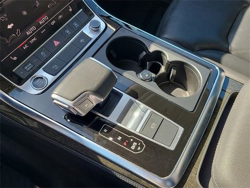 Used 2023 Audi Q7 3.0T Premium Plus image 33