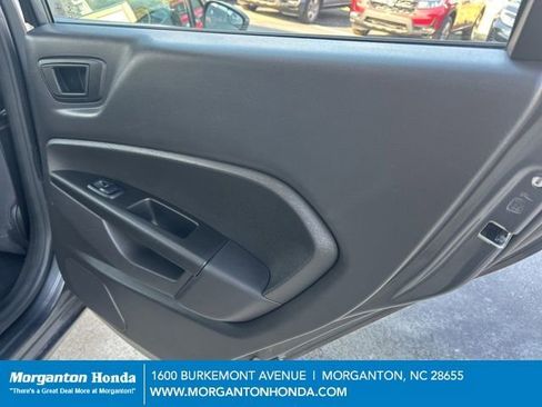 Used 2019 Ford Fiesta SE image 31