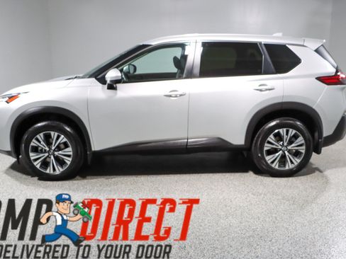 Used 2023 Nissan Rogue SV FWD image 10