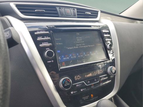 Used 2018 Nissan Murano S image 21