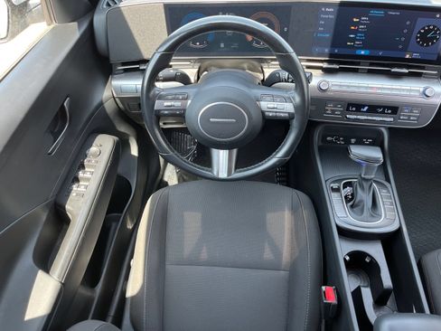Used 2024 Hyundai Kona SEL AWD/4WD image 13