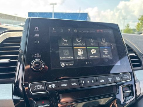 Used 2024 Honda Odyssey EX-L image 23