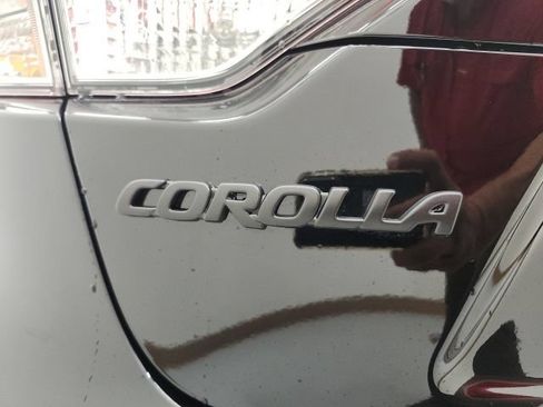 Used 2026 Toyota Corolla SE FWD image 19