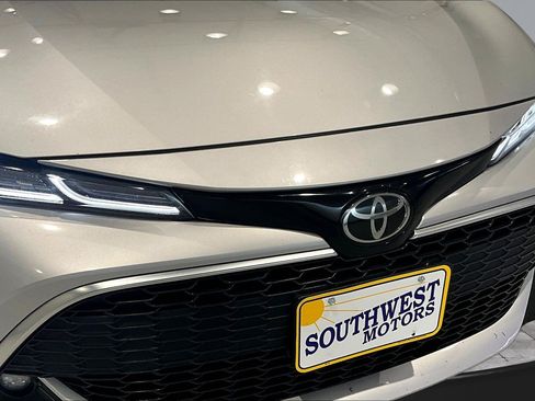 Used 2020 Toyota Corolla XSE FWD image 32