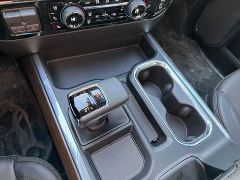 Used 2026 Chevrolet Silverado 1500 High Country w/ Technology Package image 26