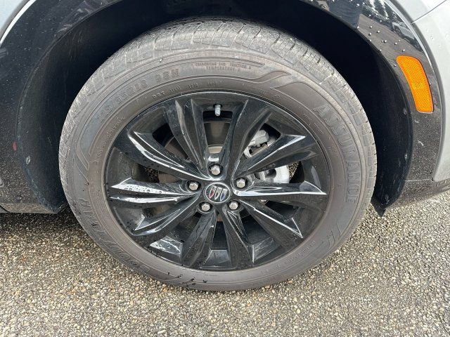 Used 2024 Buick Envista Sport Touring w/ Convenience I Package FWD image 5
