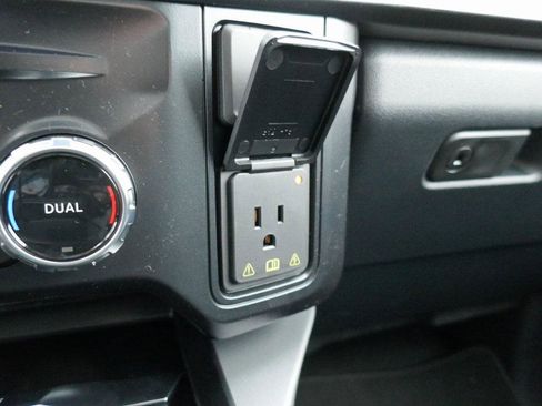 New 2026 Ford F250 Lariat image 29