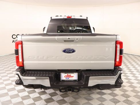 Used 2025 Ford F350 Lariat AWD/4WD image 22