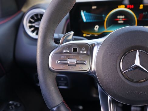 Used 2023 Mercedes-Benz GLB 35 AMG 4MATIC w/ Premium Package image 31