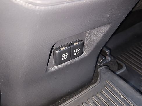Used 2019 Toyota RAV4 Adventure AWD/4WD image 13