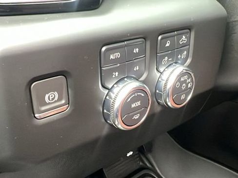 Certified 2024 GMC Sierra 1500 Denali Ultimate AWD/4WD image 13