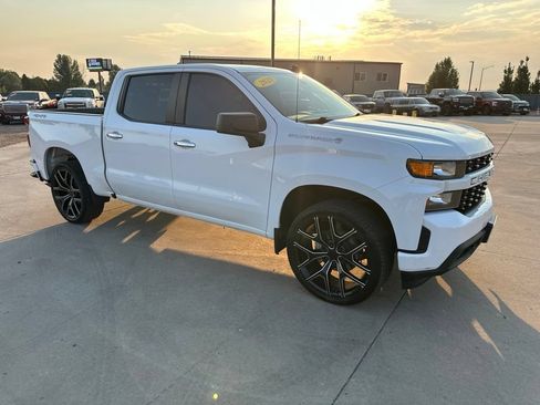 Used 2021 Chevrolet Silverado 1500 Custom AWD/4WD image 33