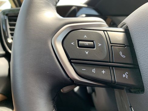 Used 2025 Lexus NX 250 FWD w/ Towing Package (2000 Lbs) image 19