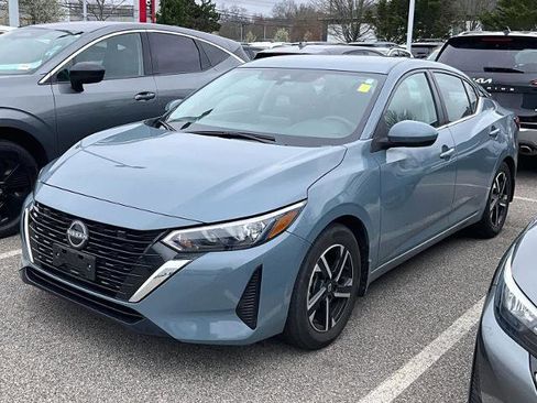 Certified 2024 Nissan Sentra SV image 3