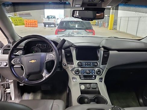 Used 2015 Chevrolet Tahoe LT w/ Luxury Package AWD/4WD image 8