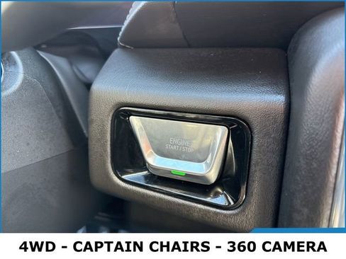 Used 2025 GMC Yukon Denali image 10