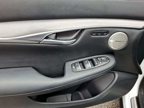 Used 2023 INFINITI QX50 Luxe AWD/4WD image 13