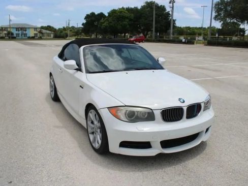Used 2013 BMW 135i Convertible RWD image 12