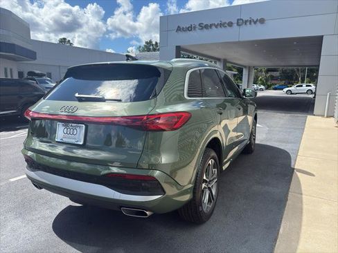 Certified 2025 Audi Q5 Premium w/ Premium Plus AWD/4WD image 5