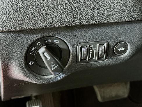 Used 2022 Dodge Charger GT RWD image 16