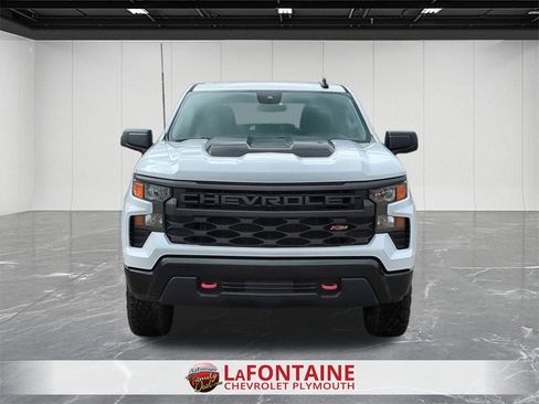 Certified 2022 Chevrolet Silverado 1500 Custom Trail Boss w/ LPO, Dark Essentials Package image 3