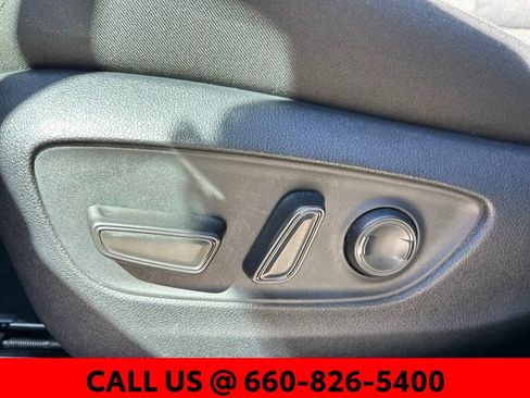 Used 2025 Toyota RAV4 XLE image 11