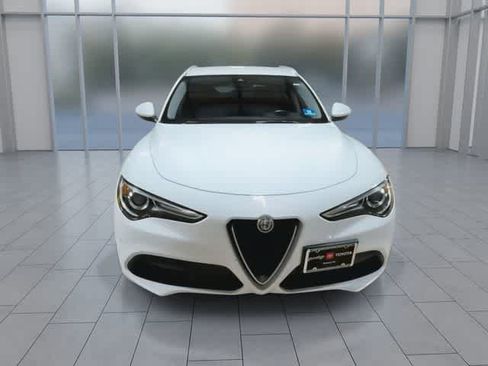 Used 2020 Alfa Romeo Stelvio Ti w/ Active Blind Spot Package AWD/4WD image 3