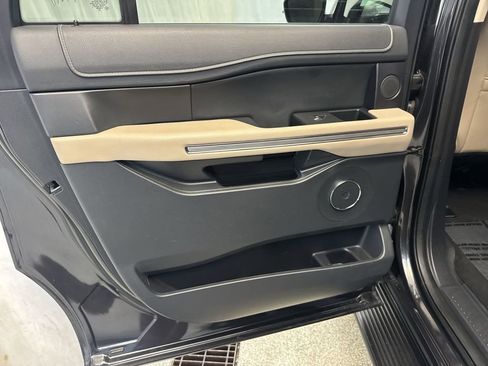 Used 2024 Ford Expedition Max Limited AWD/4WD image 21