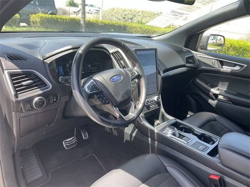 Used 2024 Ford Edge ST-Line image 10