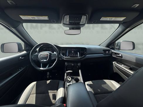 Used 2022 Dodge Durango GT RWD image 8