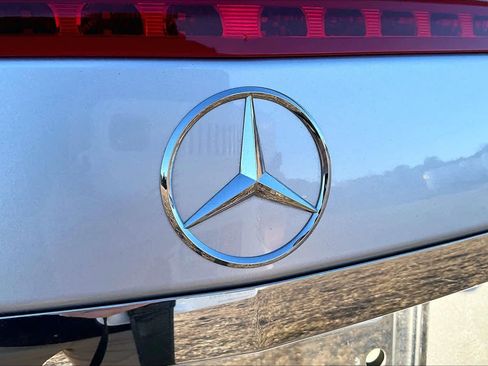 Used 2015 Mercedes-Benz E 400 Cabriolet image 27