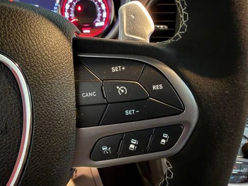 Used 2023 Dodge Challenger SRT Hellcat RWD image 31