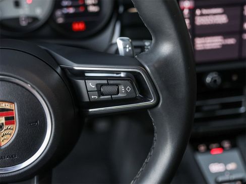 Used 2024 Porsche Macan S image 19