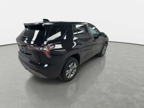 Used 2026 Chevrolet Equinox LT AWD/4WD image 8