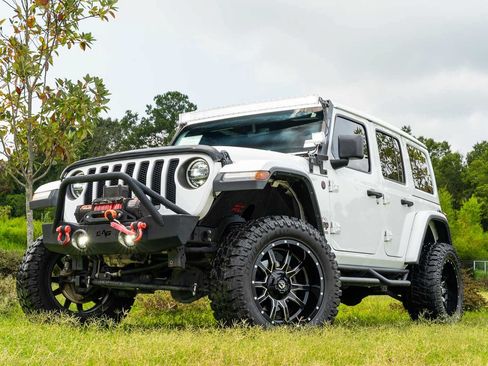 Used 2020 Jeep Wrangler Unlimited Rubicon AWD/4WD image 4