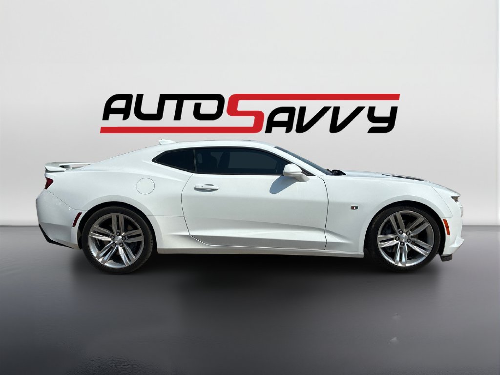 Used 2017 Chevrolet Camaro SS RWD image 4