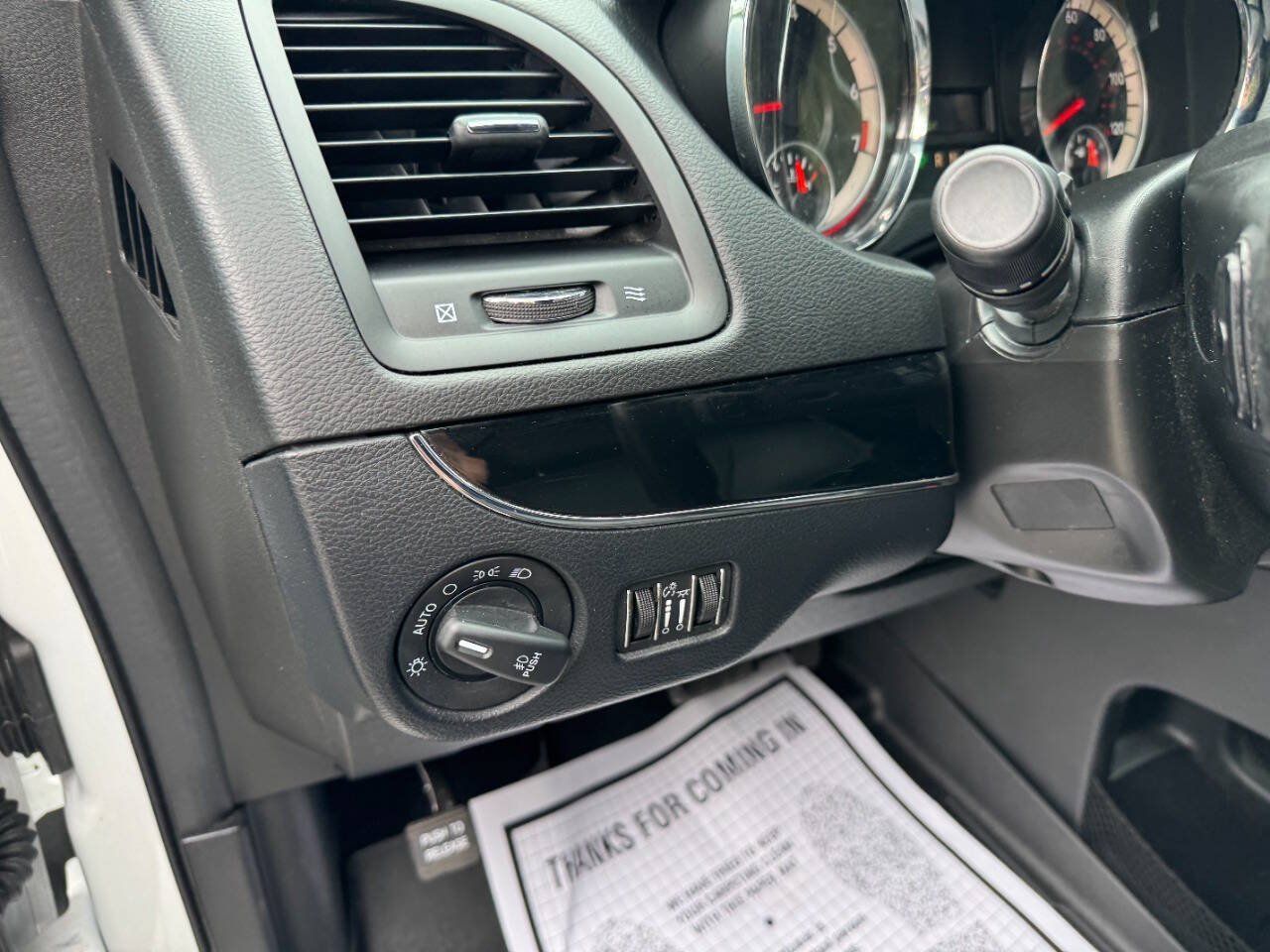 Used 2019 Dodge Grand Caravan SXT w/ Driver Convenience Group FWD image 46